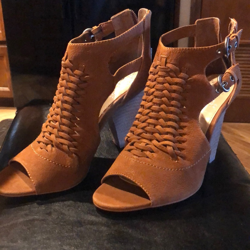 Vince Comuto Shoes